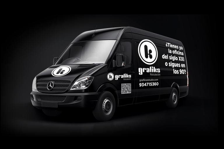 Furgoneta Mercedes-Benz rotulada con la imagen corporativa de Grafiks sobre fondo negro